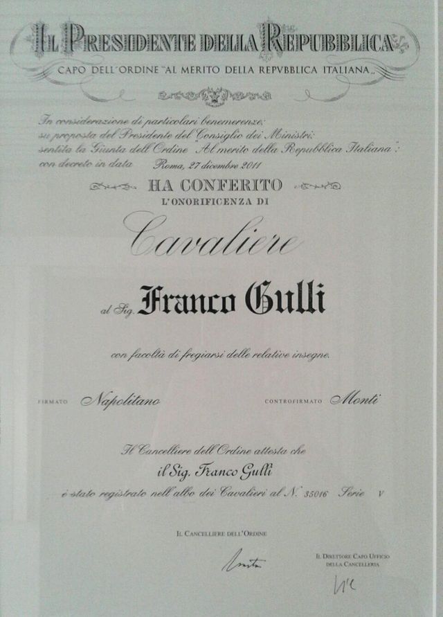 attestato di Cavaliere della Repubblica