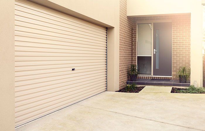 macarthur garage door for houses