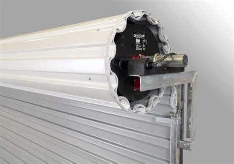 Mechanical roll up