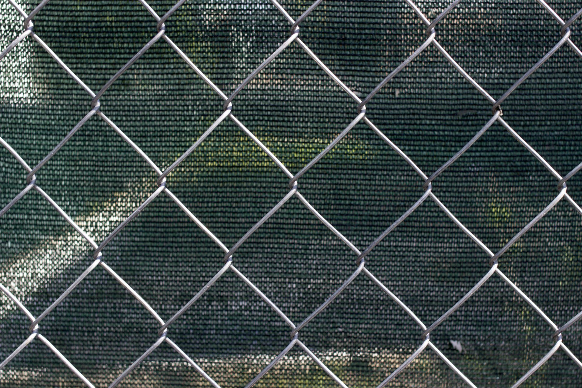Windscreens Chain Link Fence — Mobile, AL — Mobile Fence Windscreens Chain Link Fence — Mobile, AL — Mobile Fence