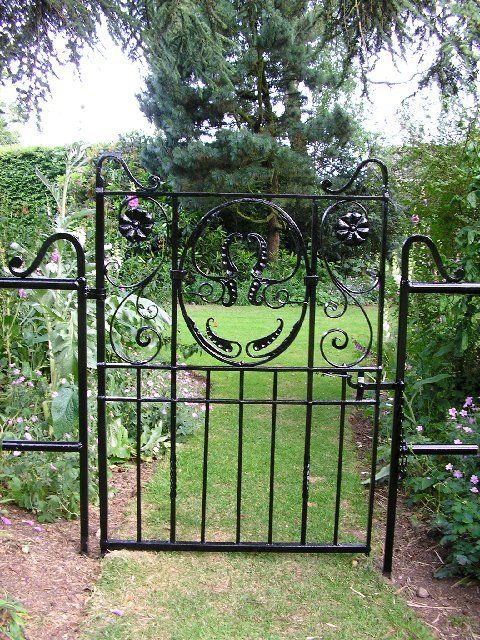 Forged Garden gate,4ft x 5ft.