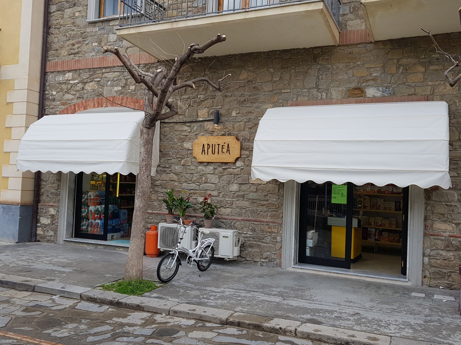 Cappottina per negozio