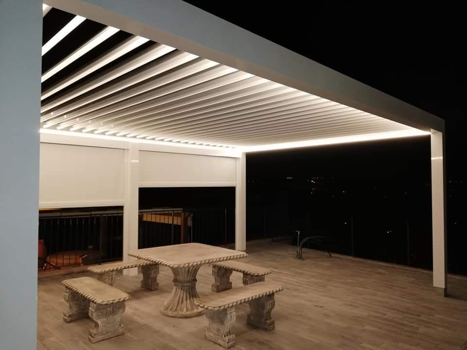 Pergola in notturna