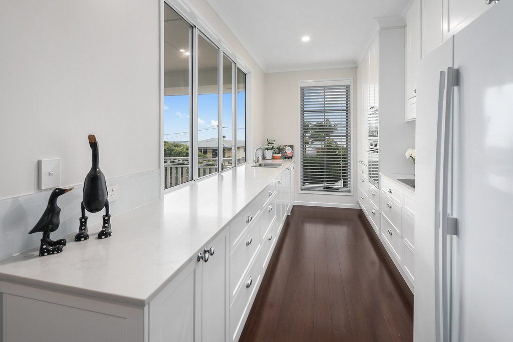 kitchen & pantry