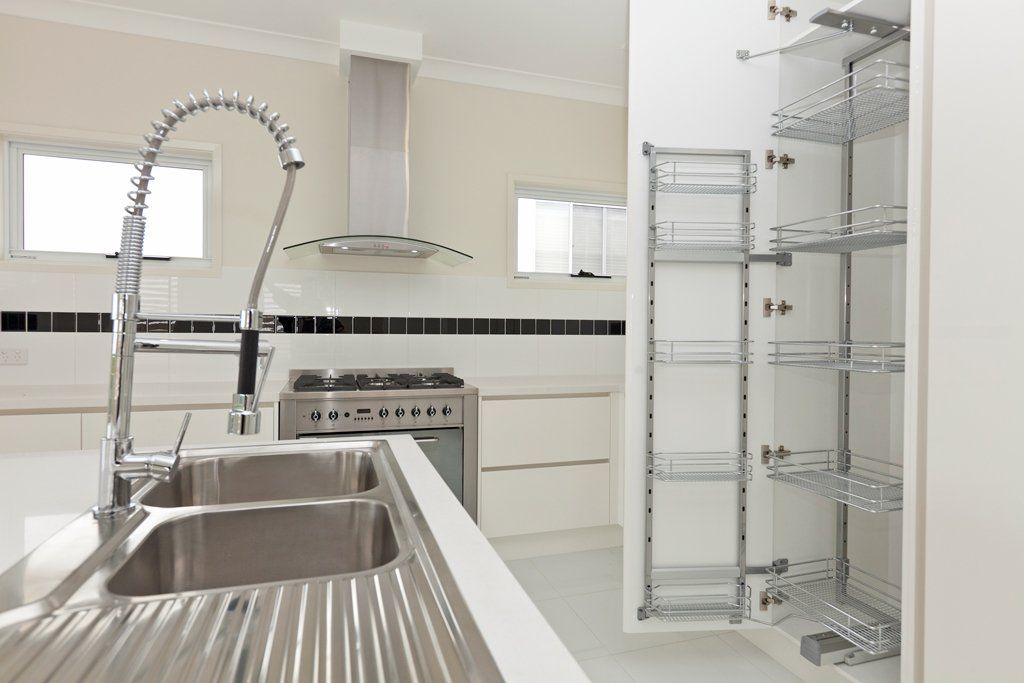 kitchen & pantry