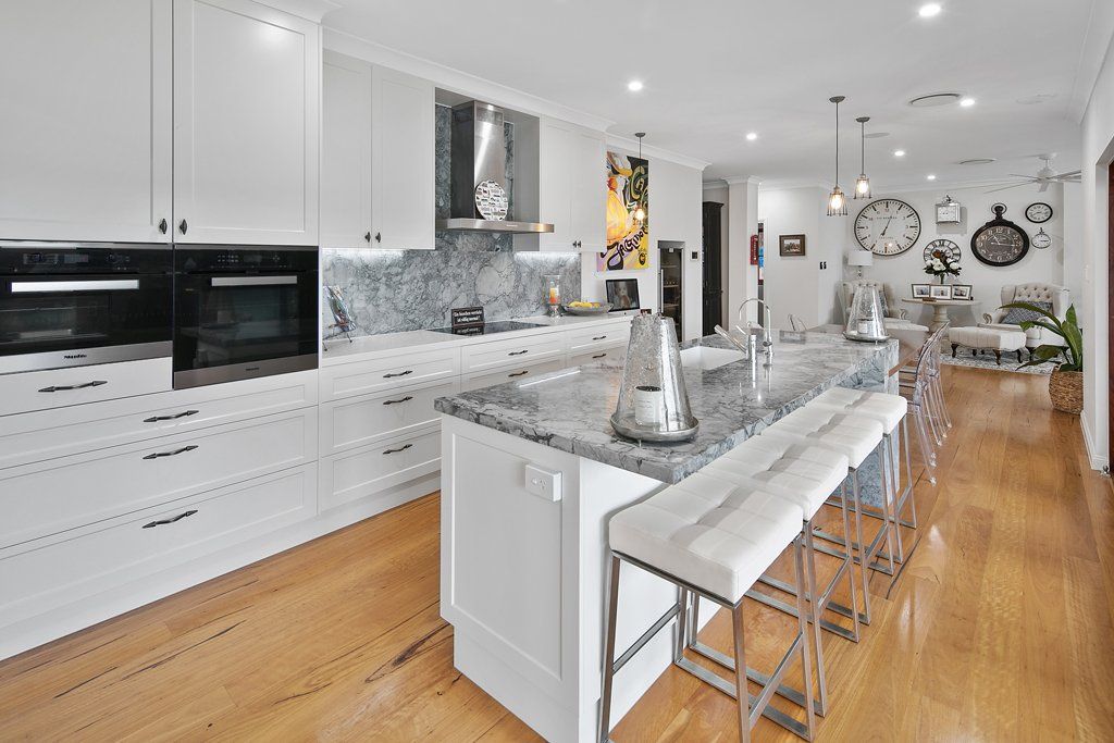 kitchen & pantry