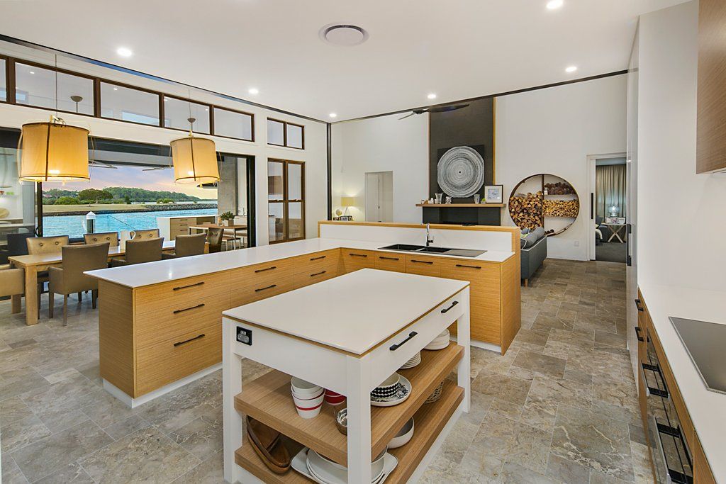 kitchen & pantry