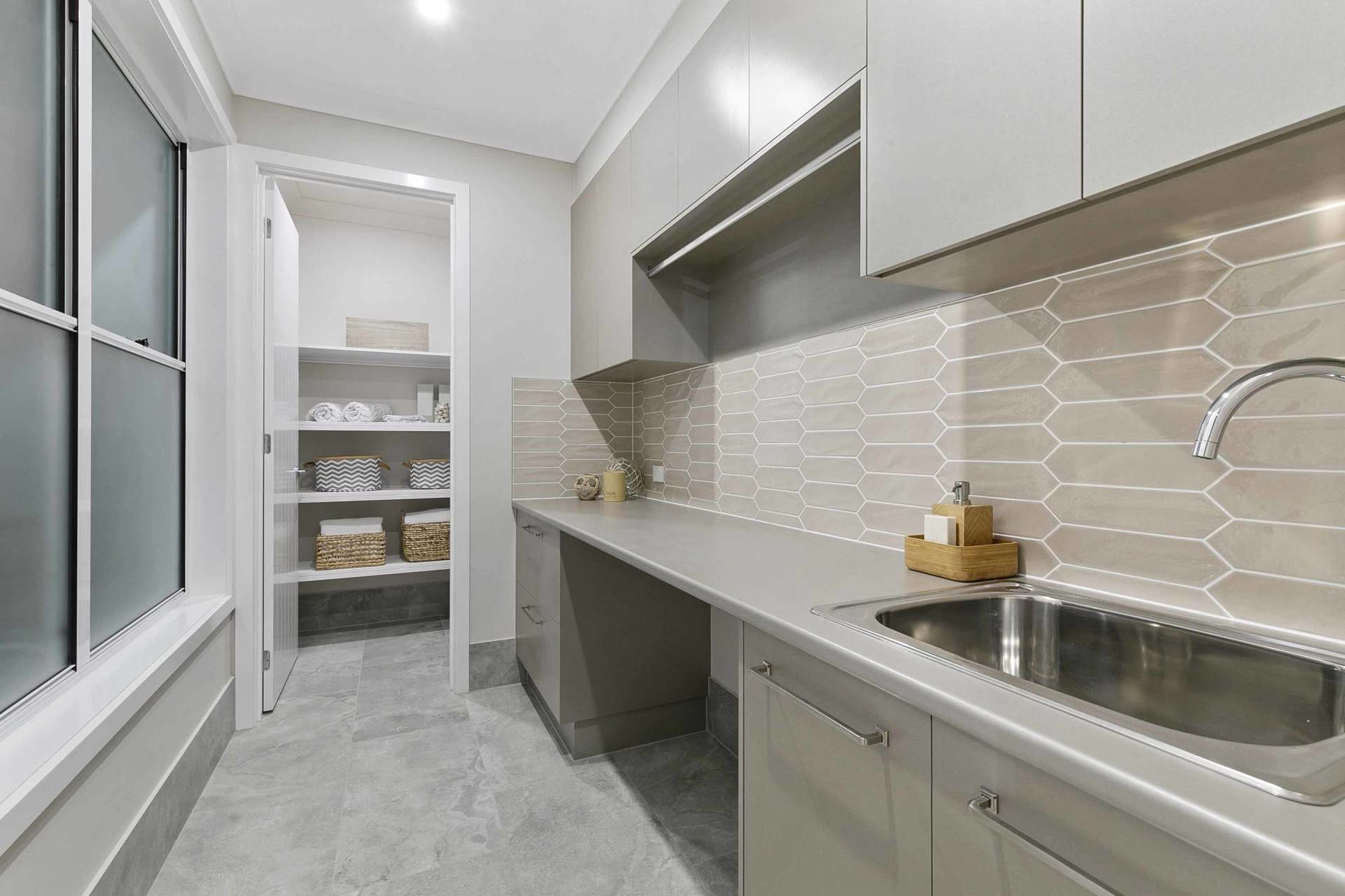 gray kitchen