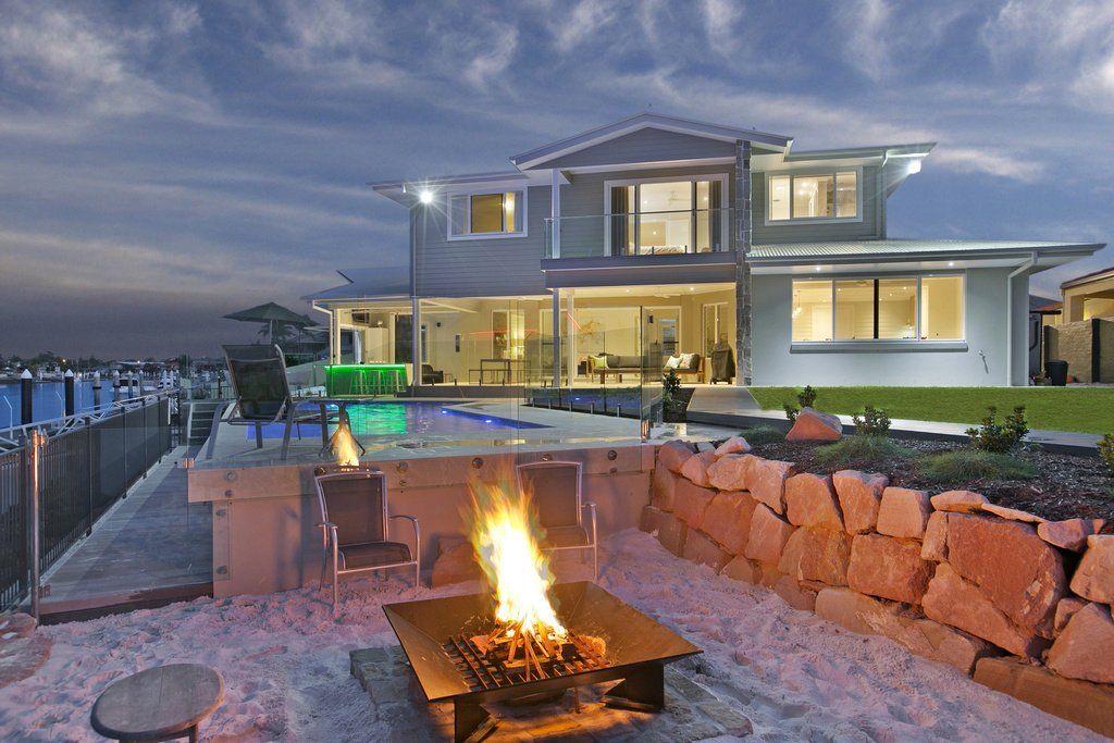 Heisig White house 