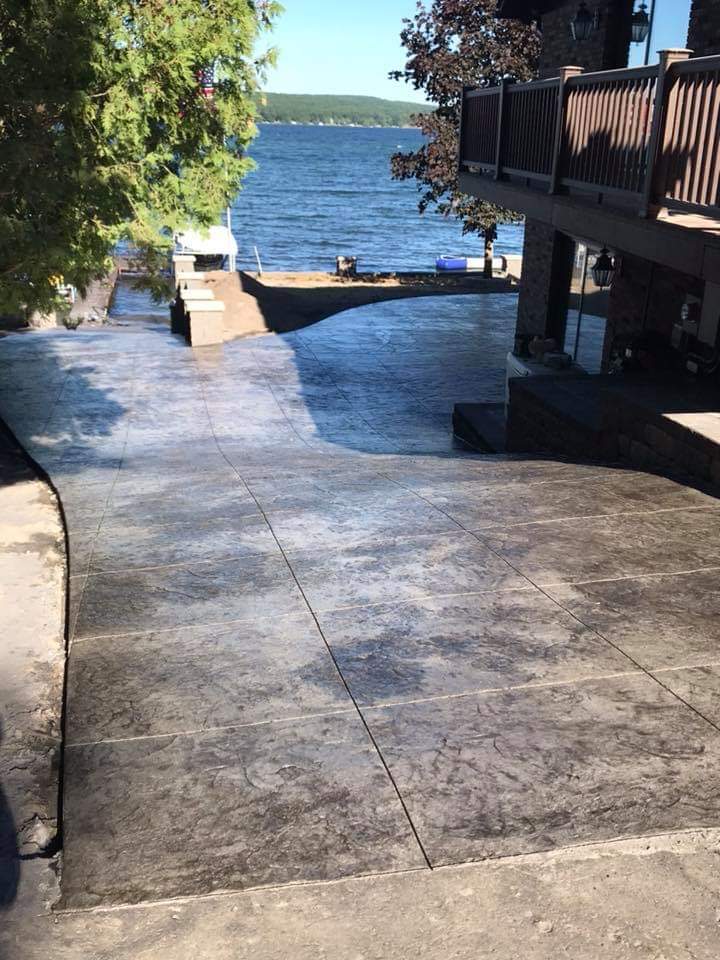 professional concrete driveways for Traverse City, MI