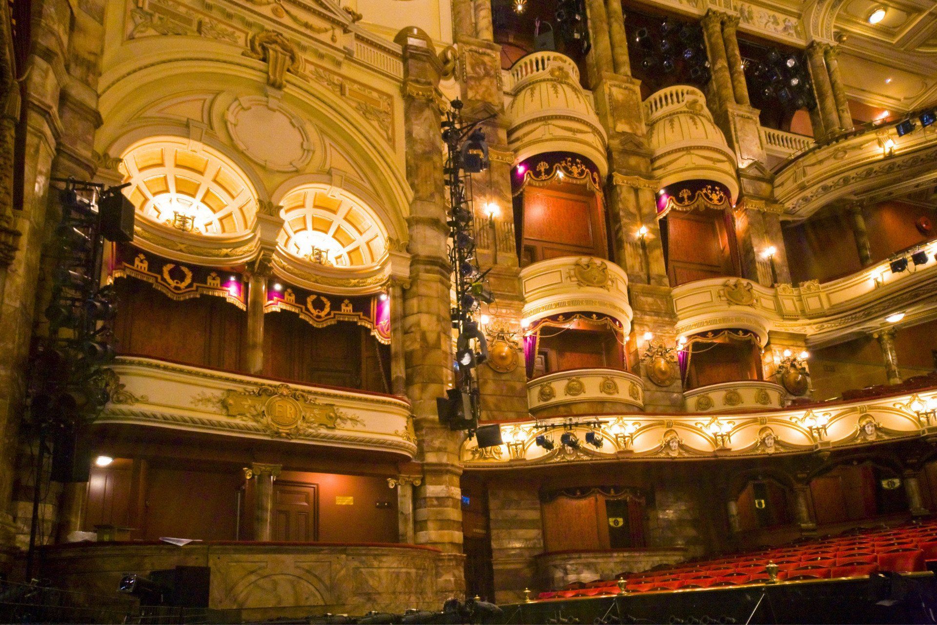 Theatre Tours