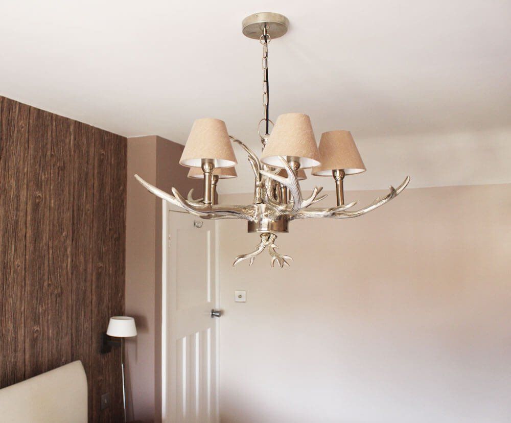 bedroom lamp