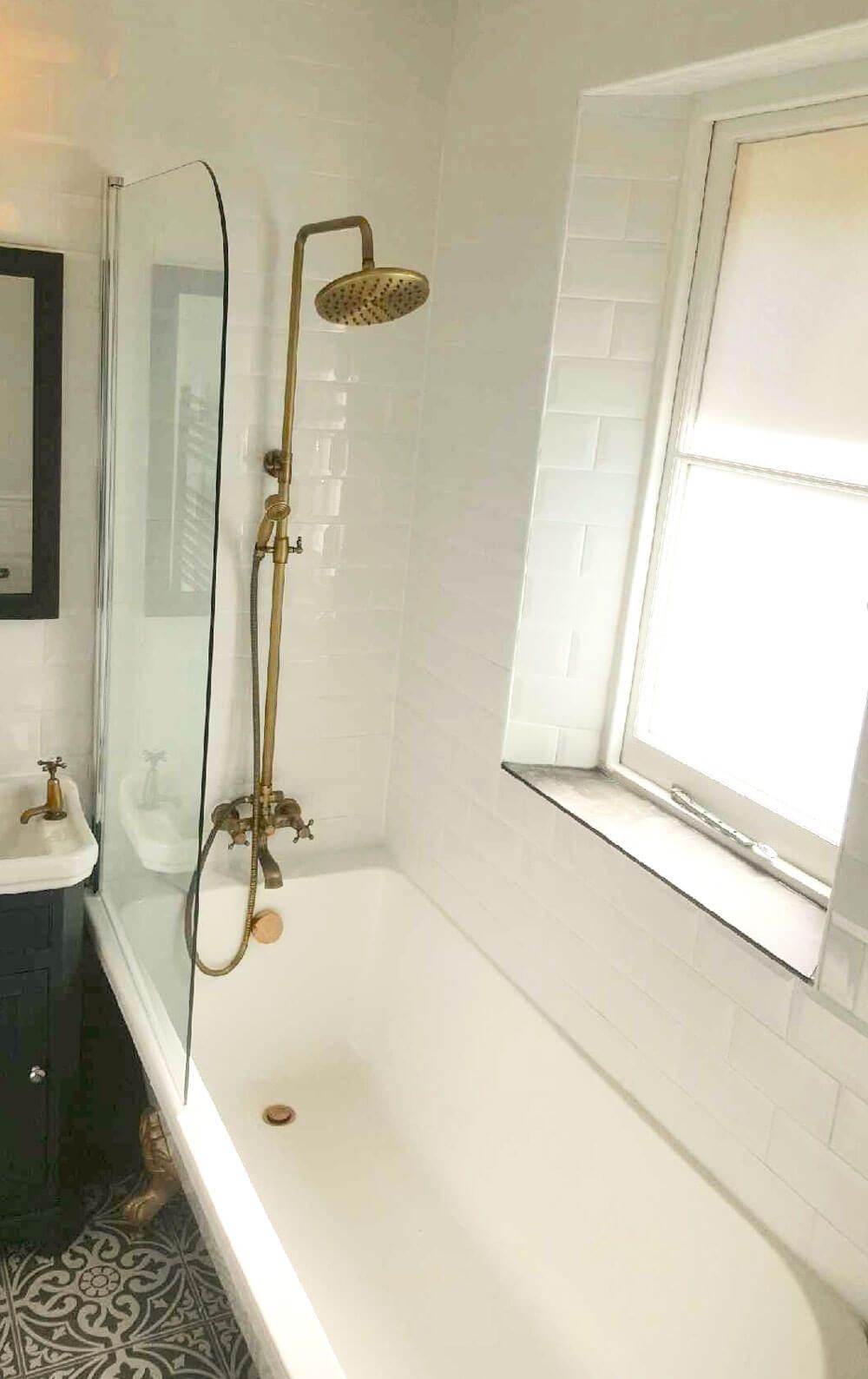 main picture of bathroom Designs gallery