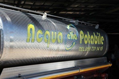 Mezzi per il trasporto di acqua potabile e non potabile