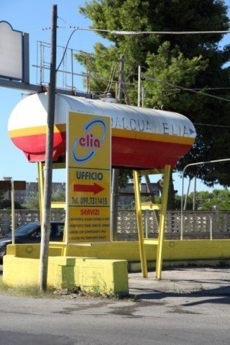 Mezzi per il trasporto di acqua e terra