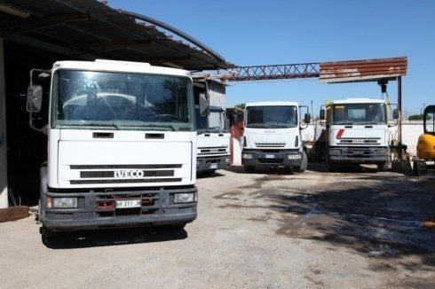 Mezzi per il trasporto terriccio