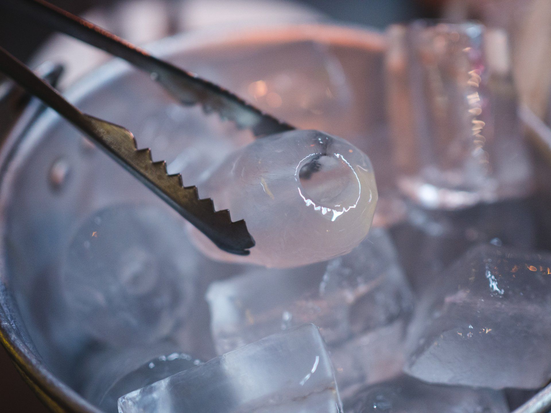 Ice From Icemaker – Moline, IL - A & A Refrigeration