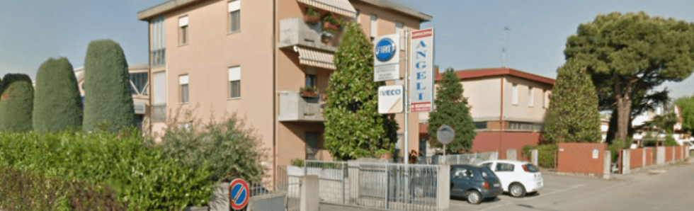 esterno di un'autofficina