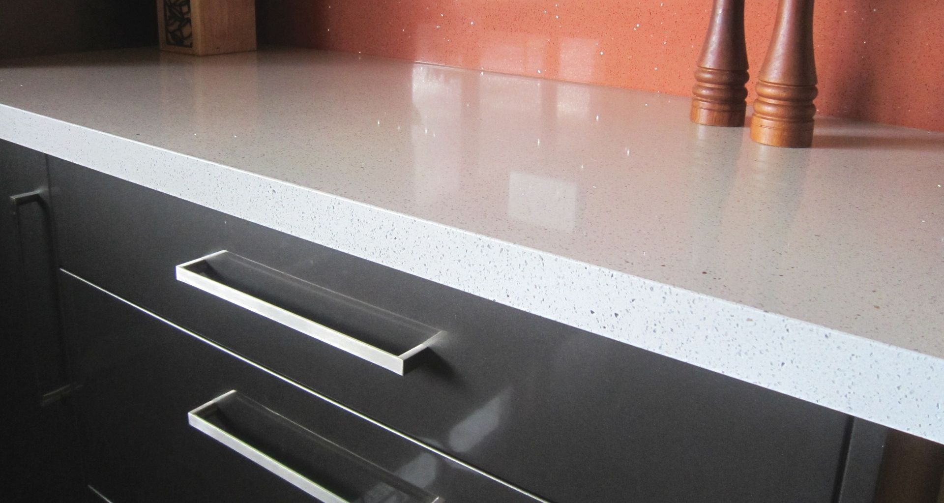 White colour quartz surface installed on the storage cabinets