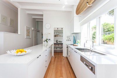 White colour quartz surface installed on the storage cabinets