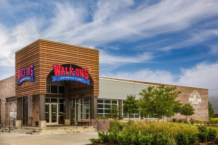Walk-On's Bistreaux & Bar in Americana | Zachary, LA