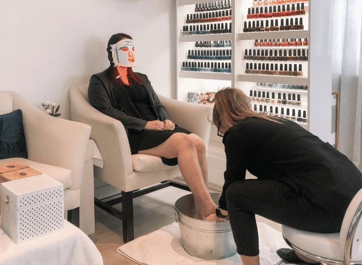 LED face mask with pedicure LED face mask with pedicure