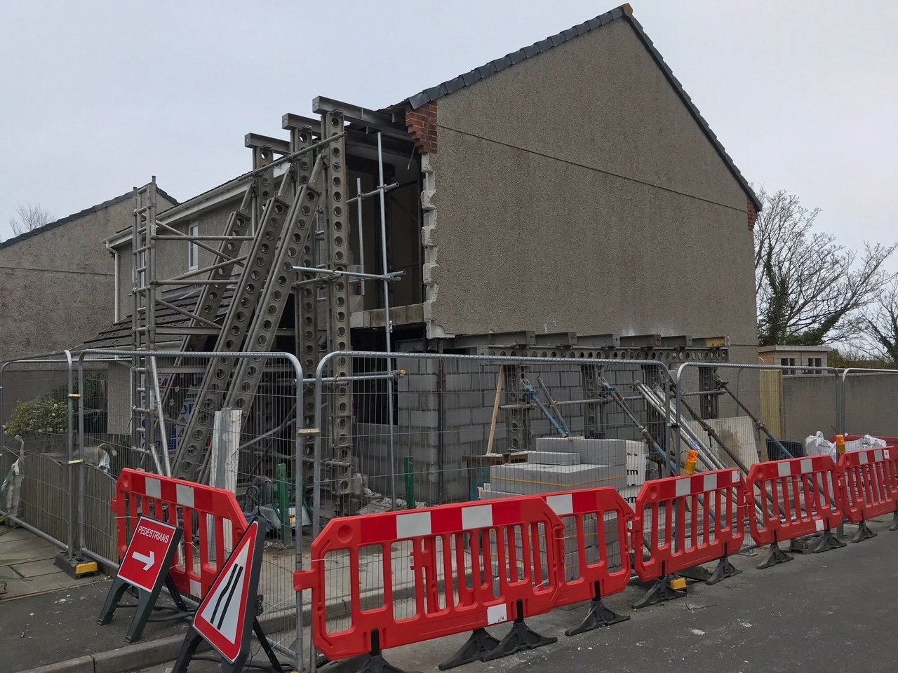 Refurbishment services | L & J Pro Building Contractors | Cornwall | Building maintenance |