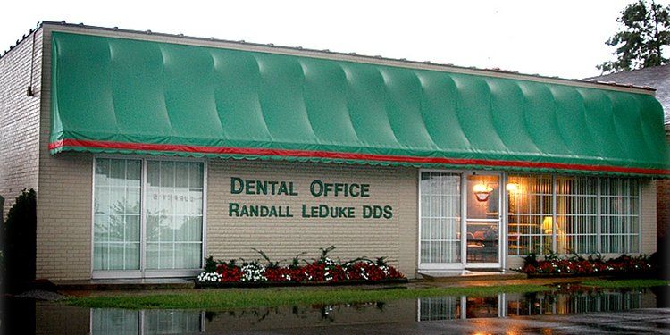 Dental Services — Dental Office of Randall LeDuke DDS in Union City, TN Dental Services — Dental Office of Randall LeDuke DDS in Union City, TN