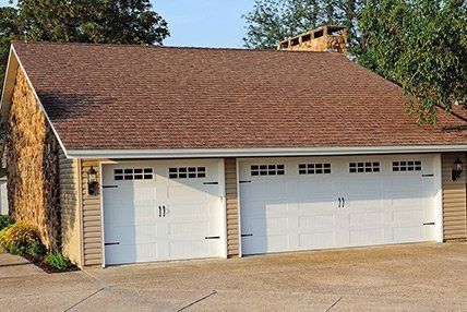 5916 stamped carriage house garage door