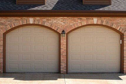 2251 raised panel garage door