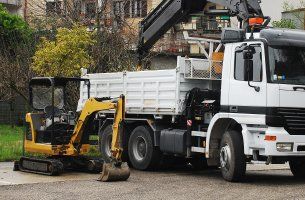 COMMERCIAL VEHICLE