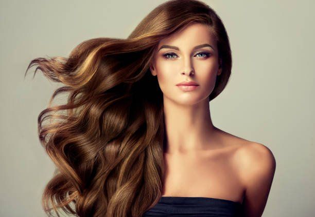 Parrucca capelli castani lunghi