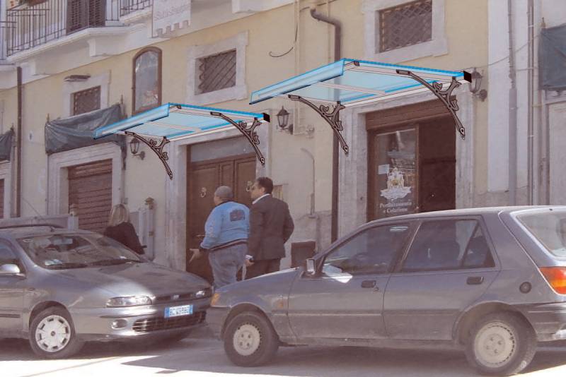 Pensilina dritta in stile liberty