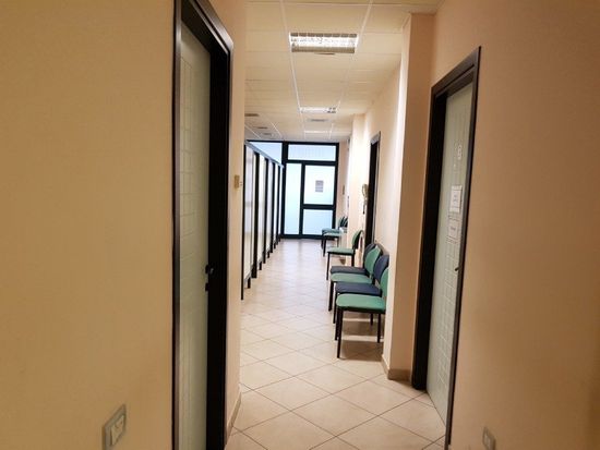 corridoio stanze multimedica