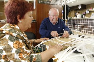 Taller de cestas recicladas