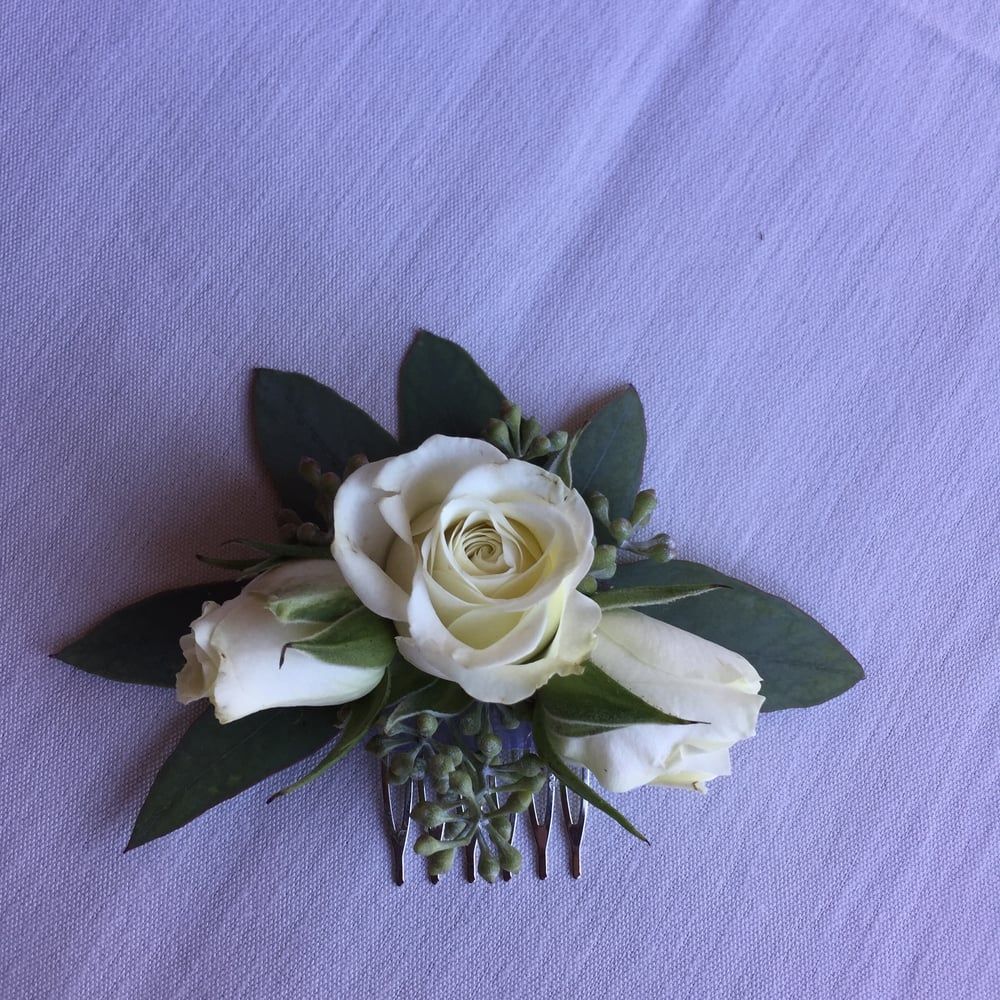 Flower barette