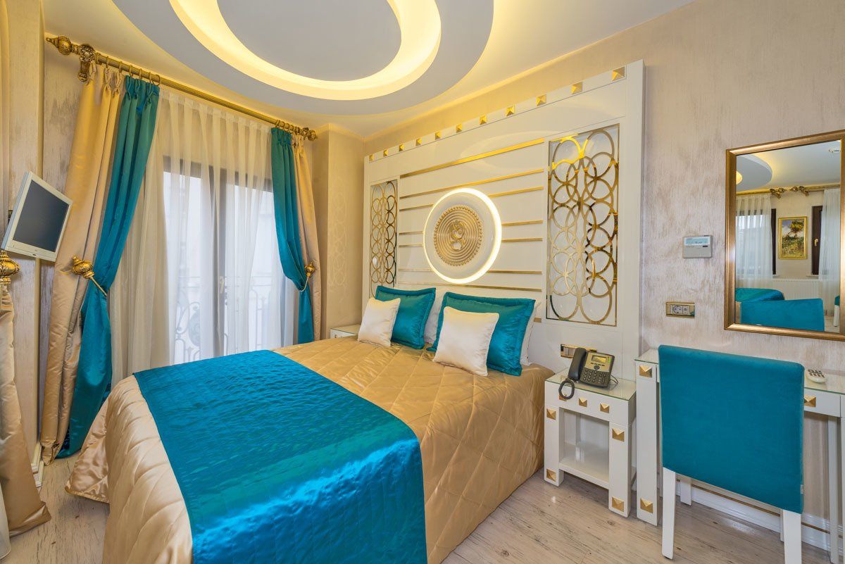 The Million Stone Hotel , Köşe Çift Yataklı Oda
