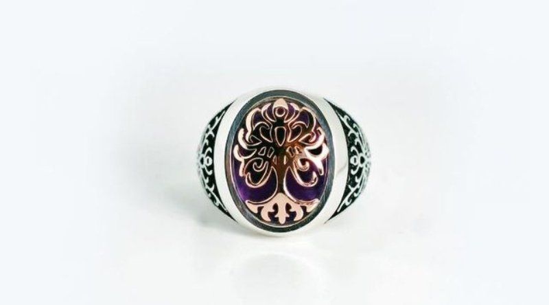 Anello con albero