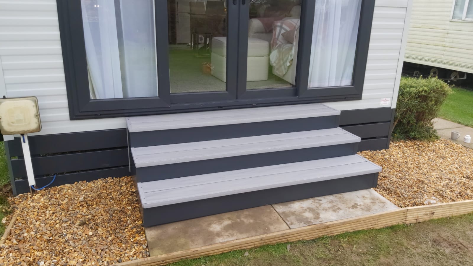 Caravan Steps