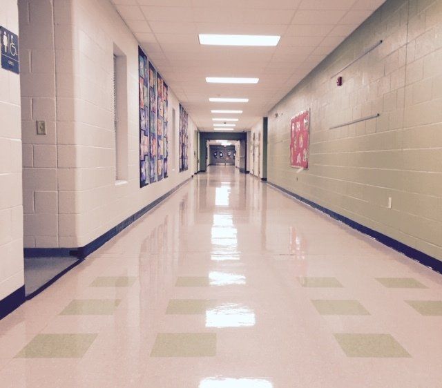 photo representing Commercial floor cleaning