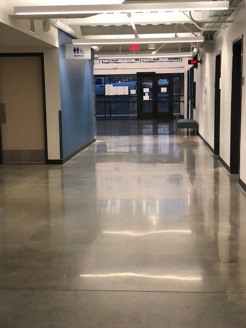 photo representing school cleaning services