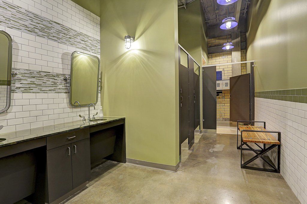 Commercial space 3