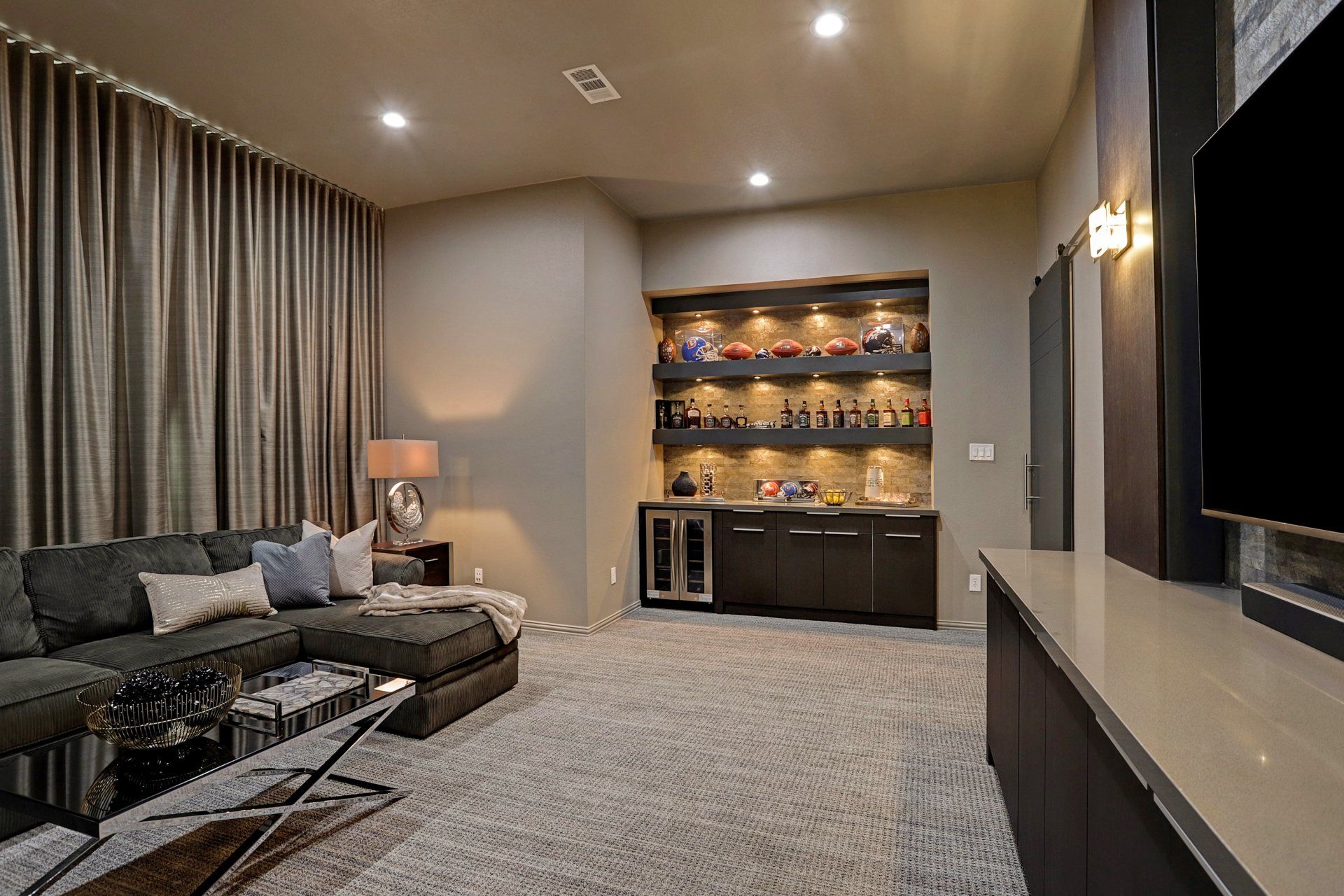 Media & Game room 2