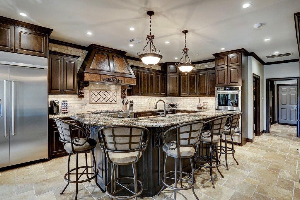 Kitchen 2