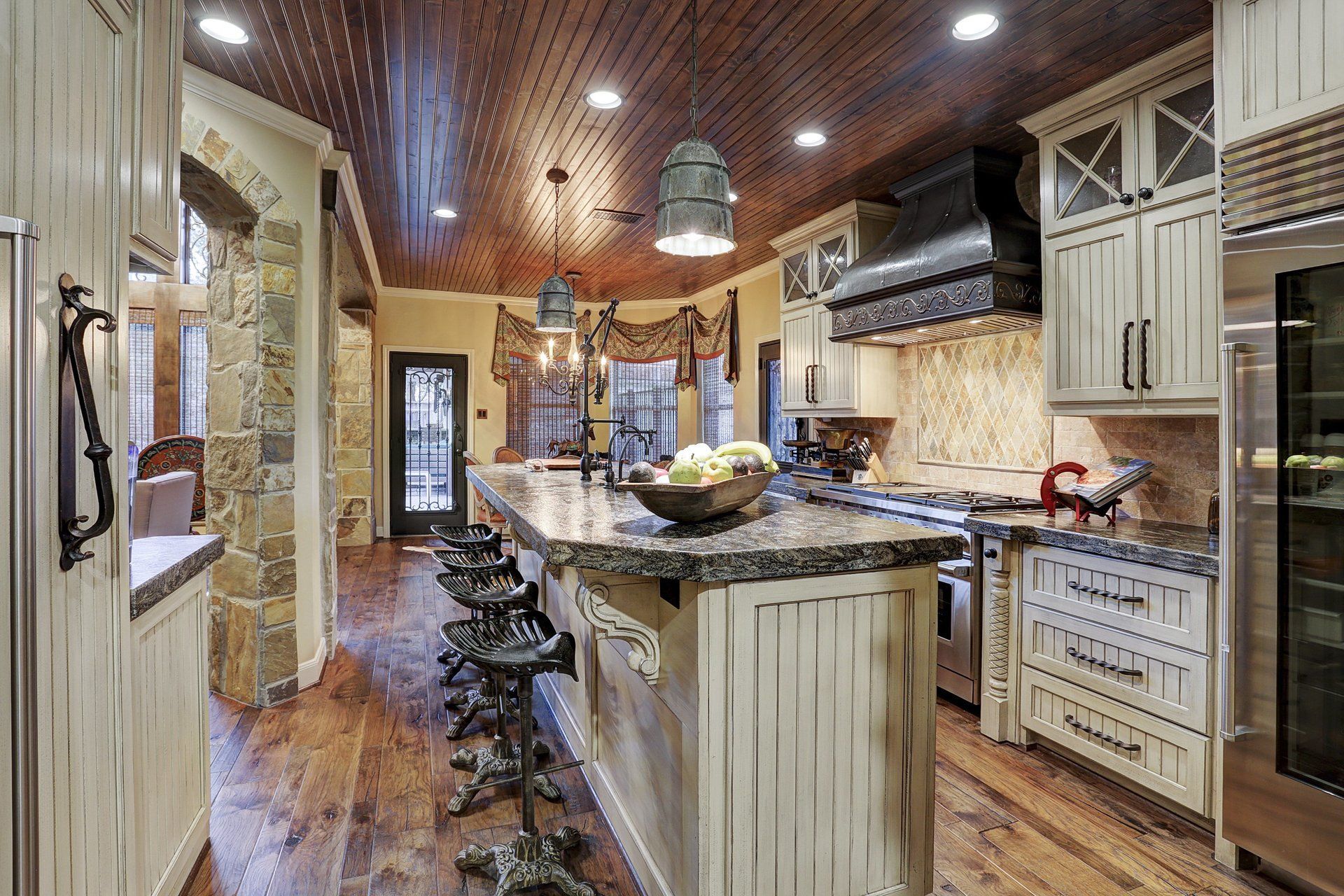 Kitchen 6