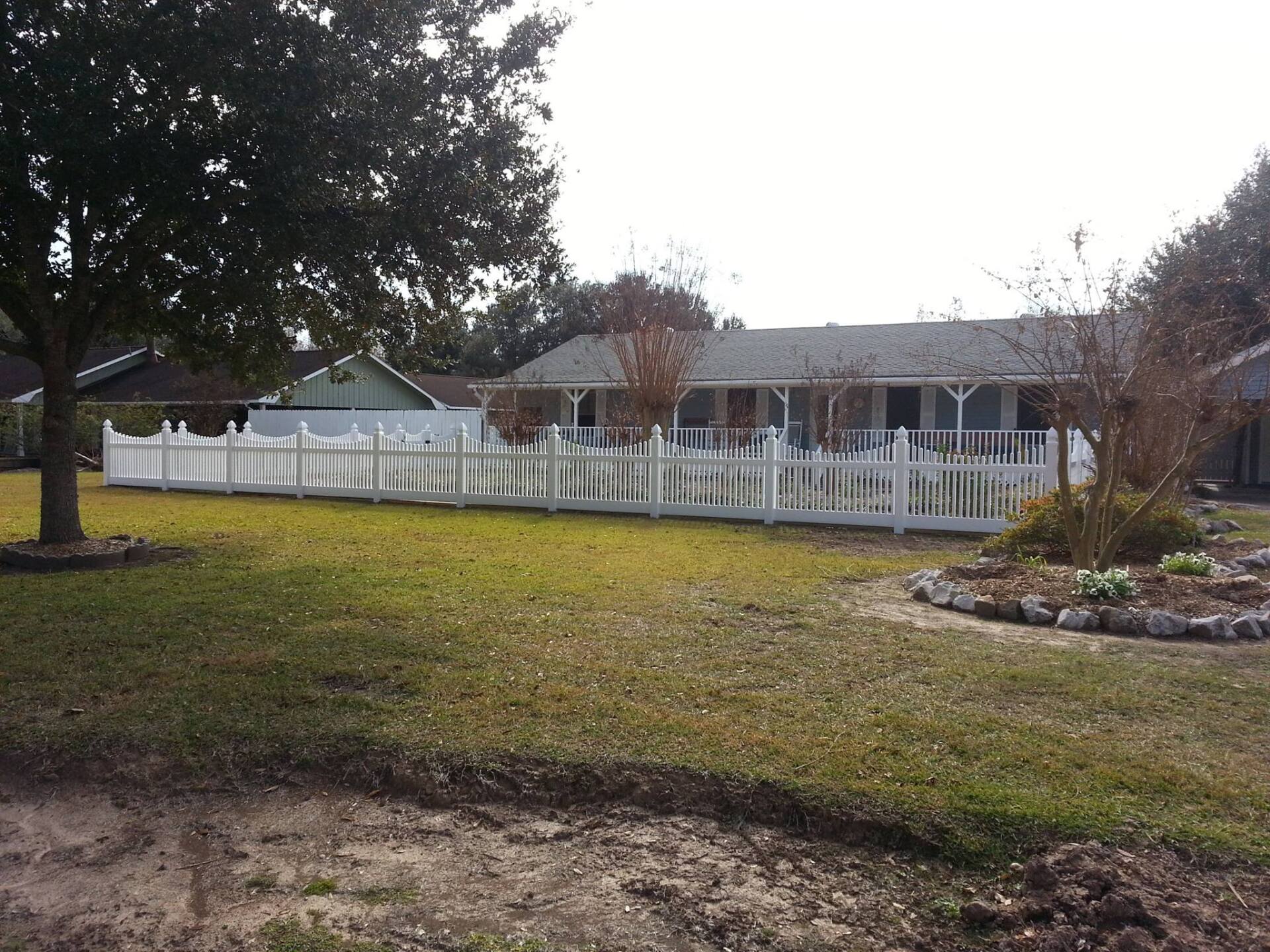Vinyl Fencing