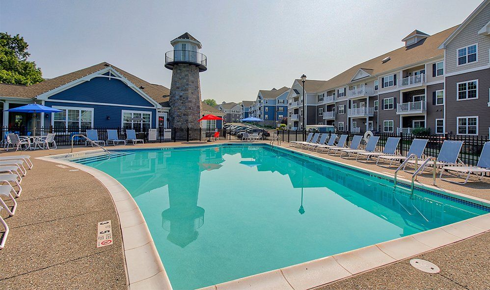Waters Edge outdoor pool