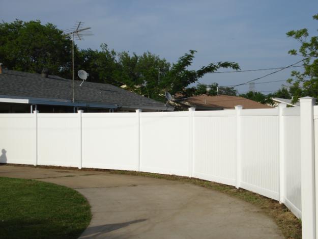 vinyl & composite fences