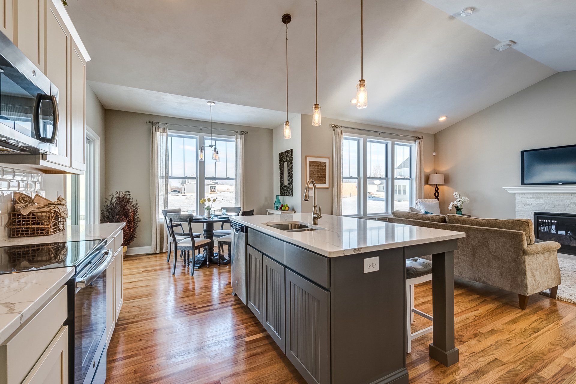 pendant lighting over island
