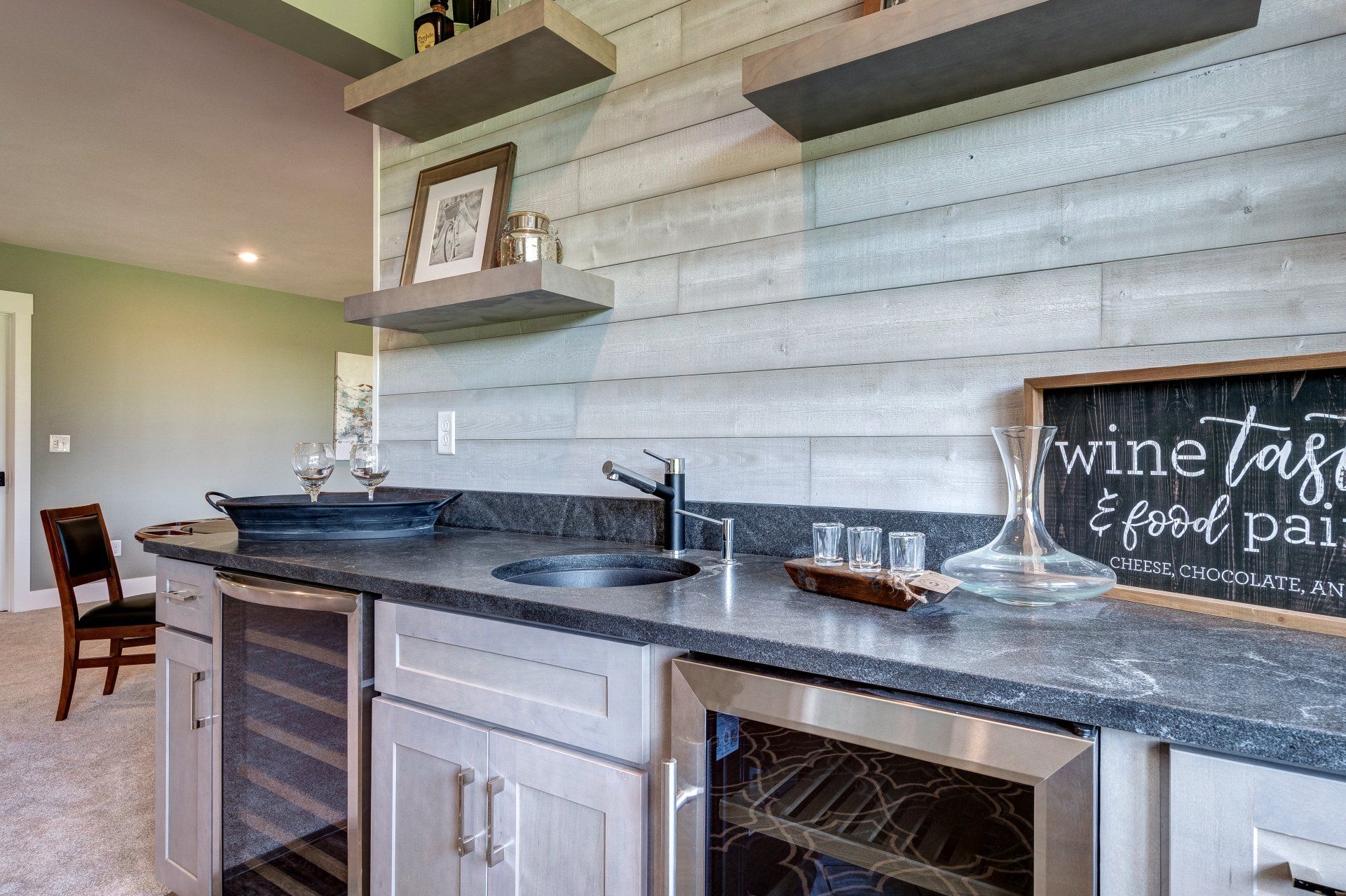 wet bar